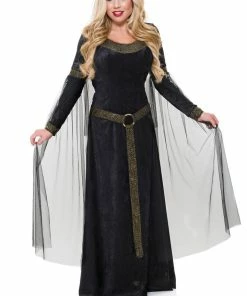 Charades Renaissance Lady